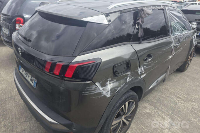 Peugeot 3008 2 generation Crossover