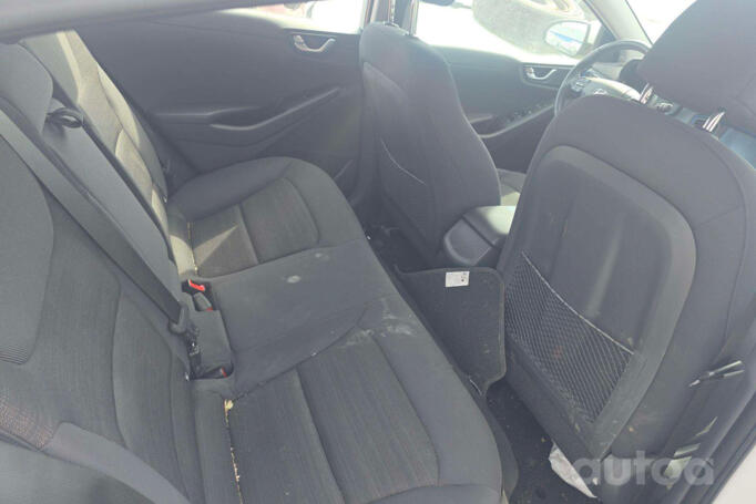 Hyundai Ioniq AE Liftback