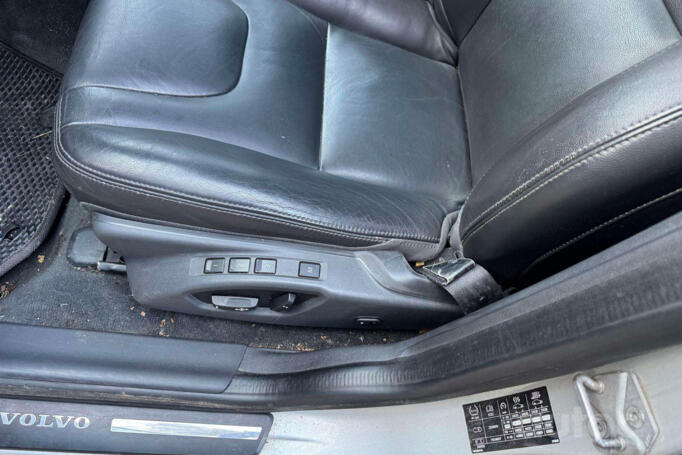 Volvo XC60 2 generation Crossover