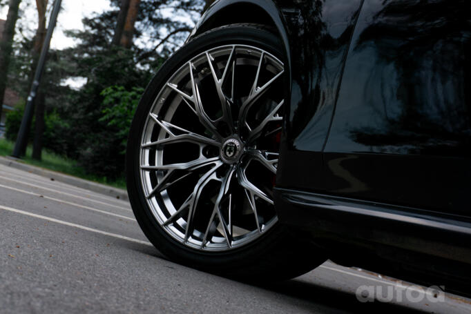Audi A4 B8/8K wagon 5-doors