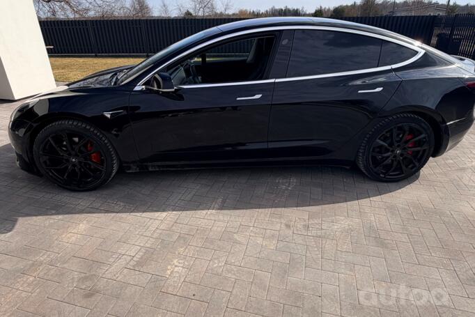 Tesla Model 3 1 generation Performance