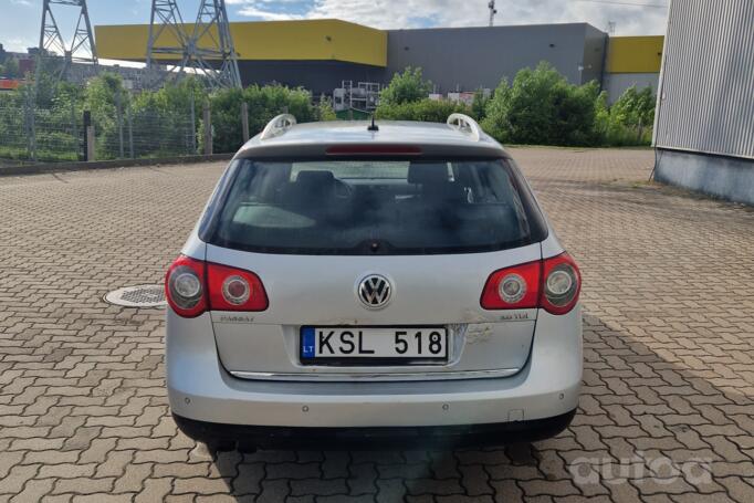 Volkswagen Passat B6 wagon 5-doors