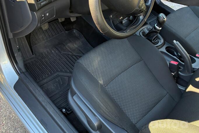 Hyundai i30 1 generation [restyling]