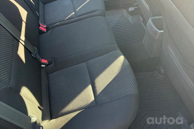 Hyundai i30 1 generation [restyling]