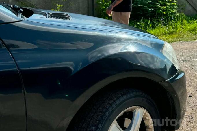 Mercedes-Benz M-Class W164 Crossover 5-doors