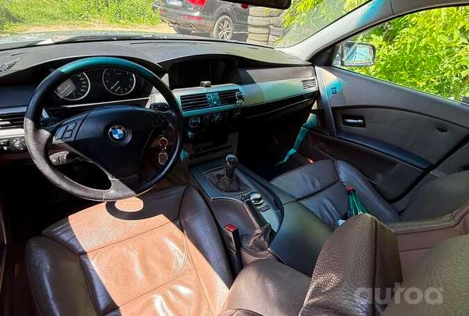 BMW 5 Series E60/E61 Sedan