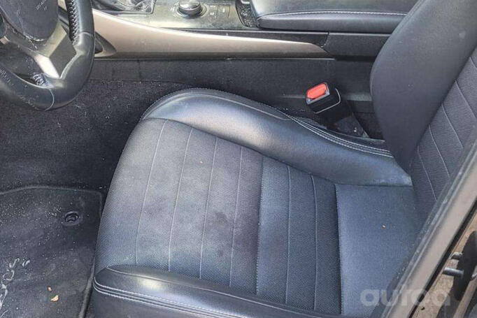 Lexus IS XE30 Sedan 4-doors