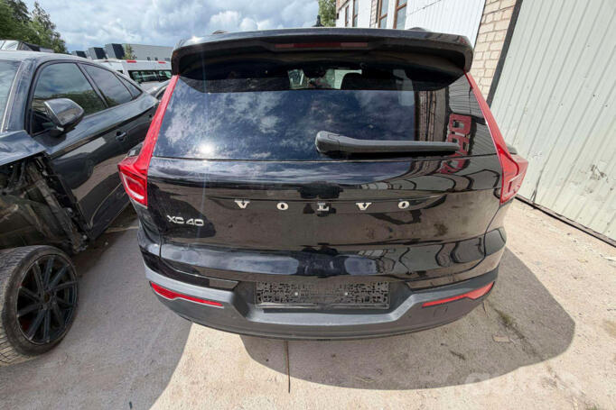 Volvo XC40 1 generation Crossover