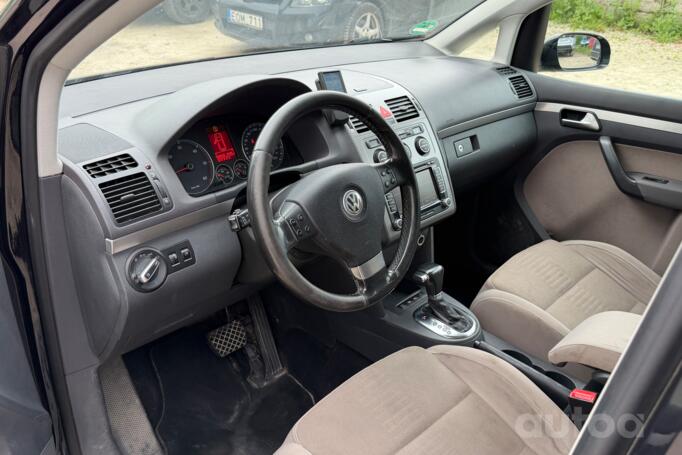 Volkswagen Touran 1 generation [restyling] Minivan 5-doors
