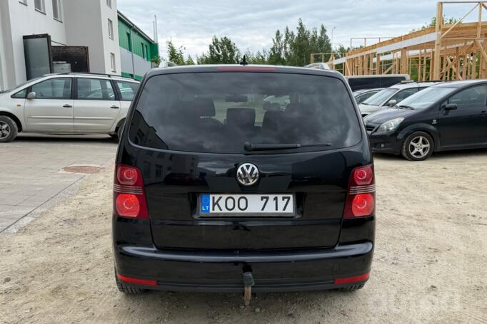 Volkswagen Touran 1 generation [restyling] Minivan 5-doors
