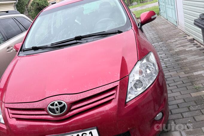 Toyota Auris 1 generation [restyling] Hatchback 5-doors
