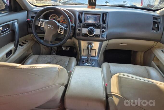 Infiniti FX 1 generation