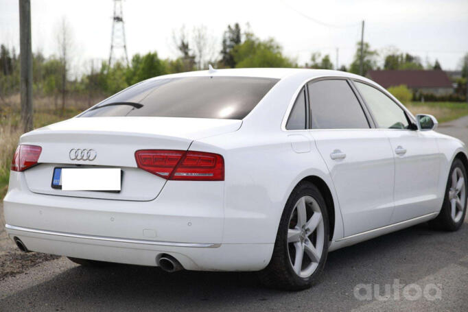 Audi A8 D4/4H Sedan