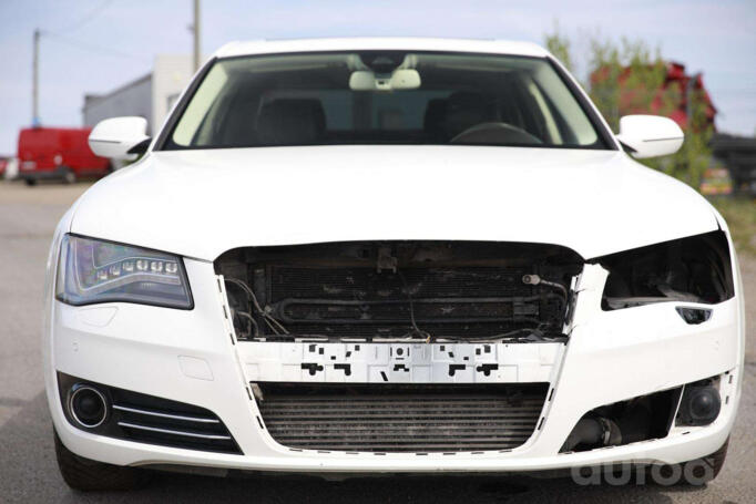 Audi A8 D4/4H Sedan