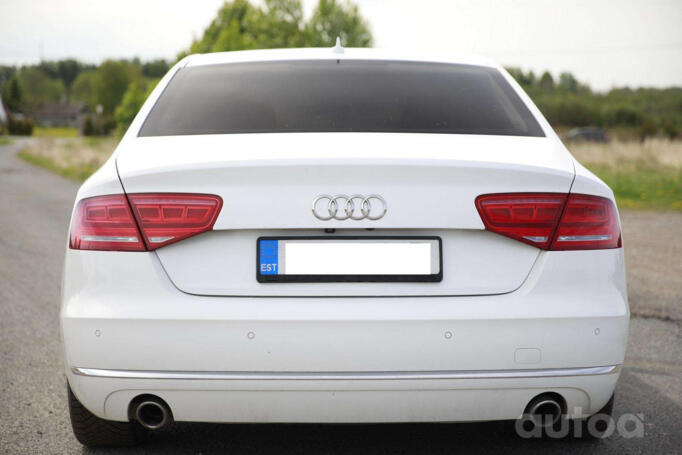 Audi A8 D4/4H Sedan