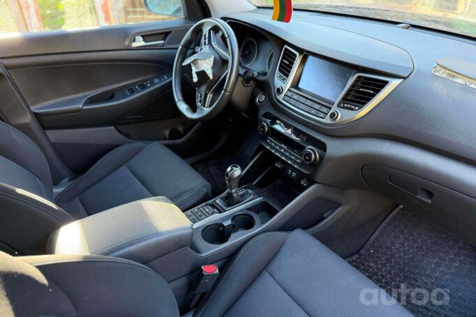 Hyundai Tucson 3 generation Crossover
