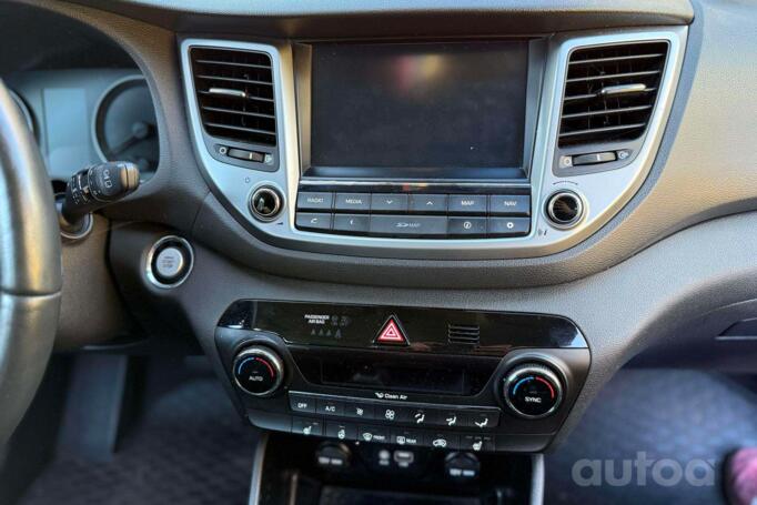 Hyundai Tucson 3 generation Crossover