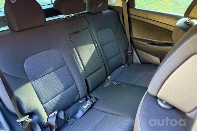 Hyundai Tucson 3 generation Crossover