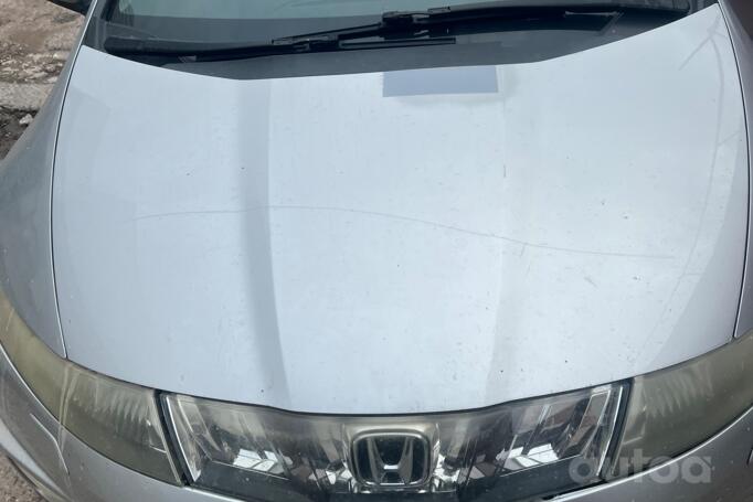 Honda Civic 8 generation Hatchback 5-doors