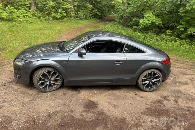 Audi TT 8J Coupe 2-doors