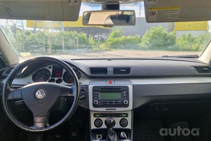 Volkswagen Passat B6 wagon 5-doors