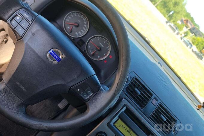 Volvo S40 2 generation Sedan
