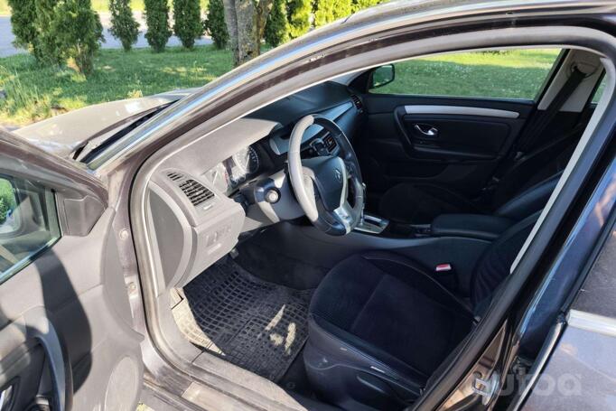 Renault Laguna 3 generation Grandtour wagon