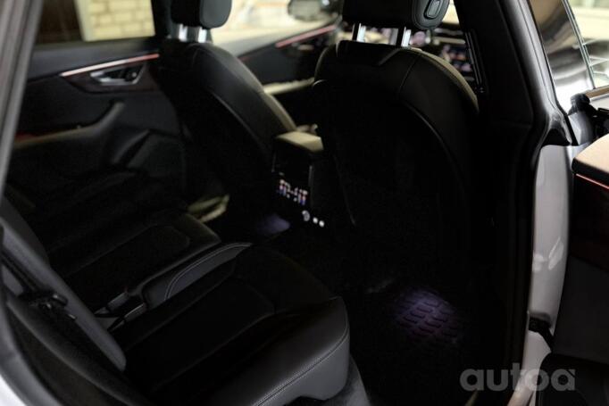 Audi Q8 1 generation Crossover