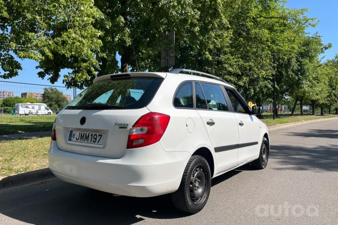 Skoda Fabia 5J Combi wagon 5-doors