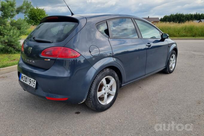 SEAT Leon 2 generation Hatchback 5-doors