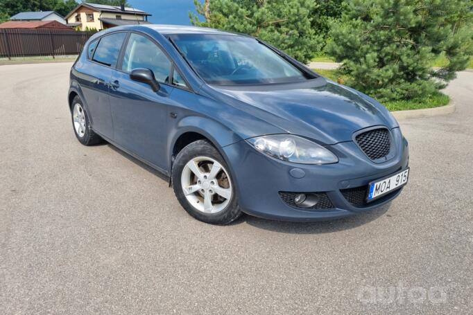 SEAT Leon 2 generation Hatchback 5-doors