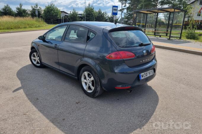 SEAT Leon 2 generation Hatchback 5-doors