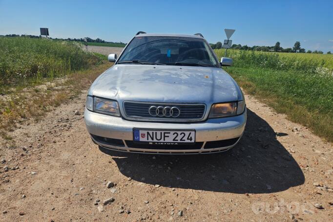 Audi A4 B5 Avant wagon 5-doors