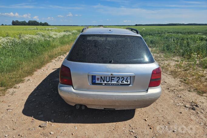Audi A4 B5 Avant wagon 5-doors