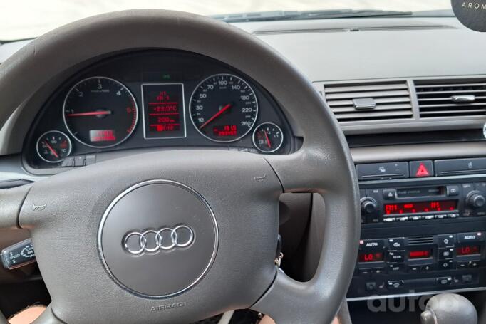 Audi A4 B6 Avant wagon 5-doors