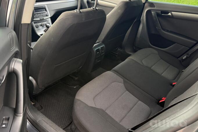 Volkswagen Passat B7 Variant wagon 5-doors