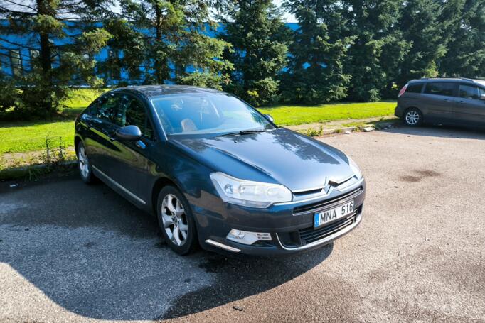 Citroen C5 2 generation Sedan