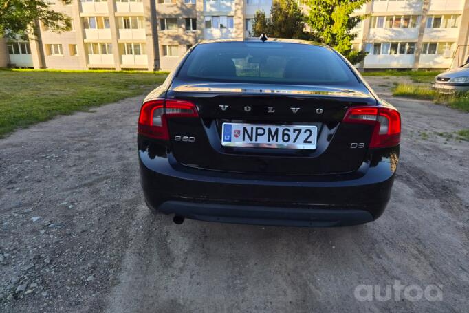 Volvo S60 2 generation Sedan