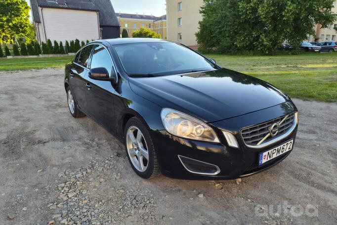 Volvo S60 2 generation Sedan