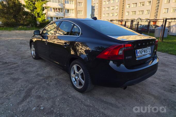 Volvo S60 2 generation Sedan