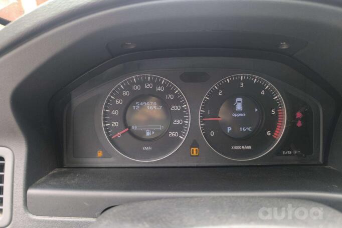 Volvo V70 2 generation [restyling] wagon 5-doors