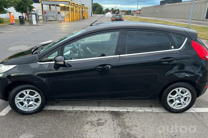 Ford Fiesta 5 generation [2th restyling] Hatchback