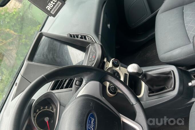 Ford Fiesta 5 generation [2th restyling] Hatchback