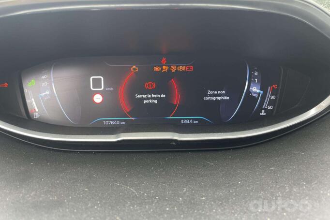 Peugeot 5008 2 generation Crossover