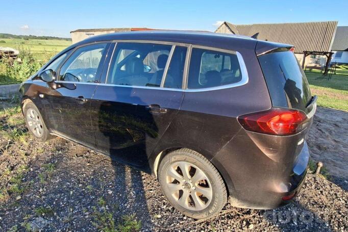 Opel Zafira Family [restyling] Minivan