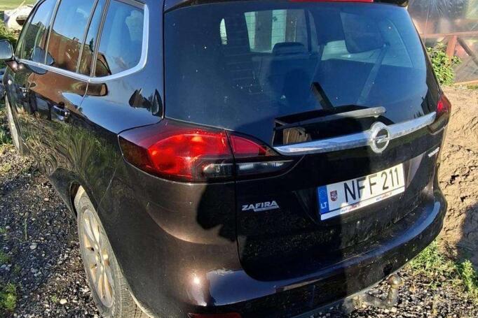Opel Zafira Family [restyling] Minivan