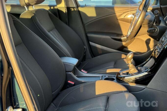 Opel Astra K wagon