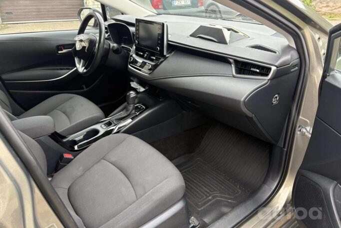 Toyota Corolla E170 [restyling] Sedan