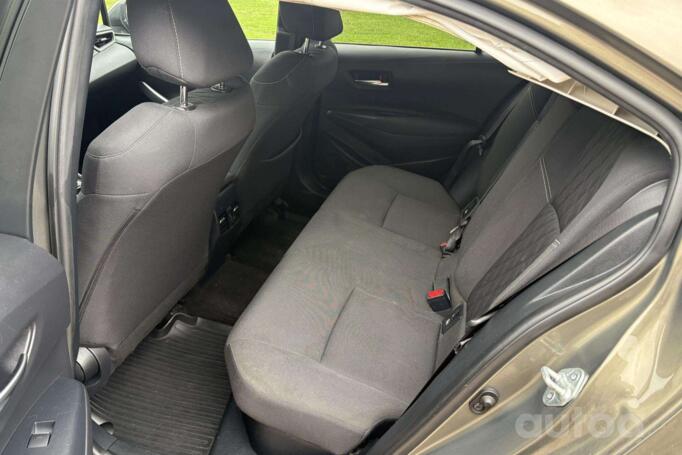 Toyota Corolla E170 [restyling] Sedan