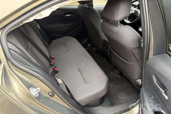 Toyota Corolla E170 [restyling] Sedan